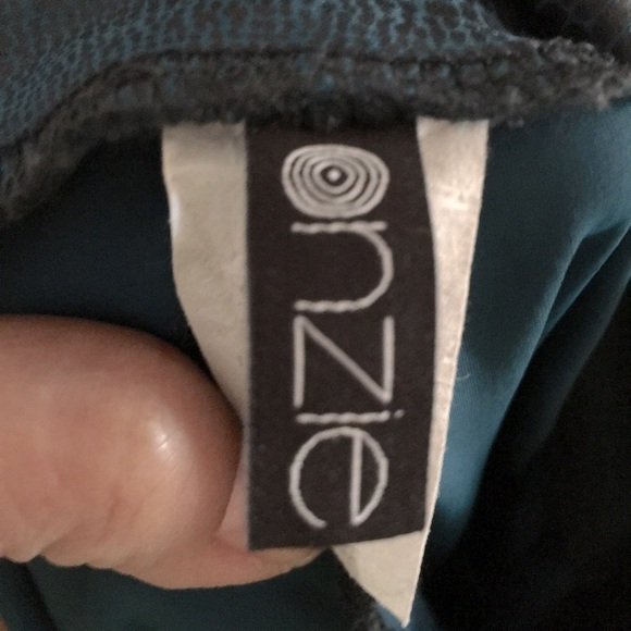 Onzie Snake Print Workout Leggings Size S/M - Picture 4 of 6